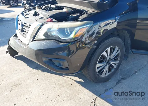 2017 Nissan Pathfinder S z USA, uszkodzony, nr VIN 5N1DR2MN9HC604693